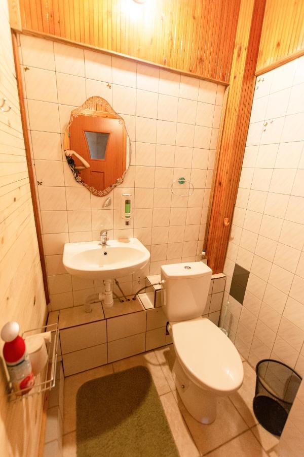 Regina House Hotel Kaunas Buitenkant foto