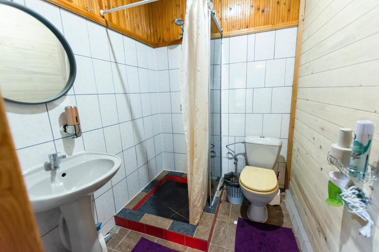 Regina House Hotel Kaunas Buitenkant foto
