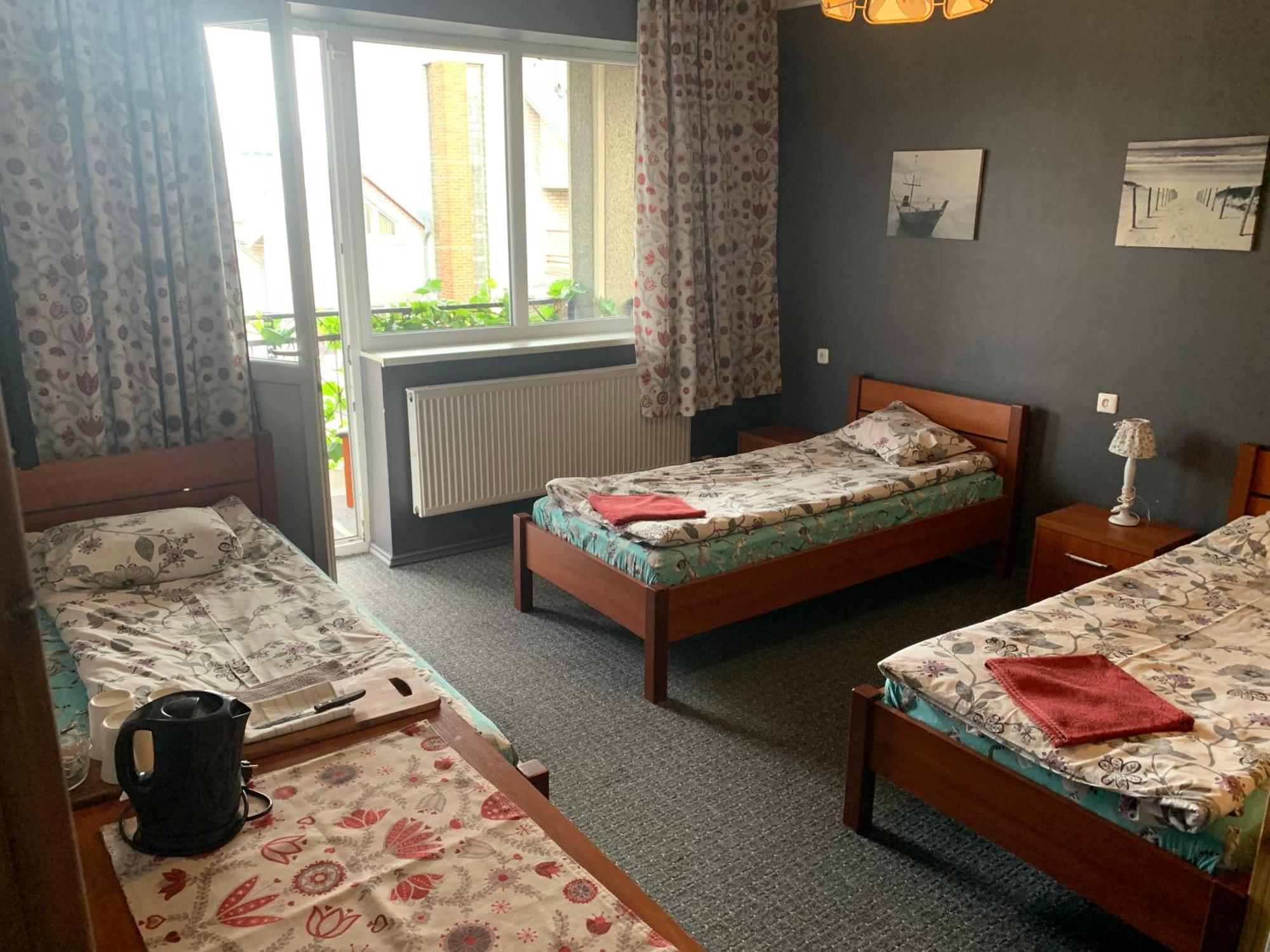 Regina House Hotel Kaunas Buitenkant foto